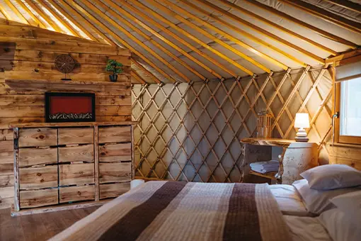 Tőzike Apartman - belső ágy