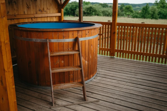 Tőzike Apartman - dézsa