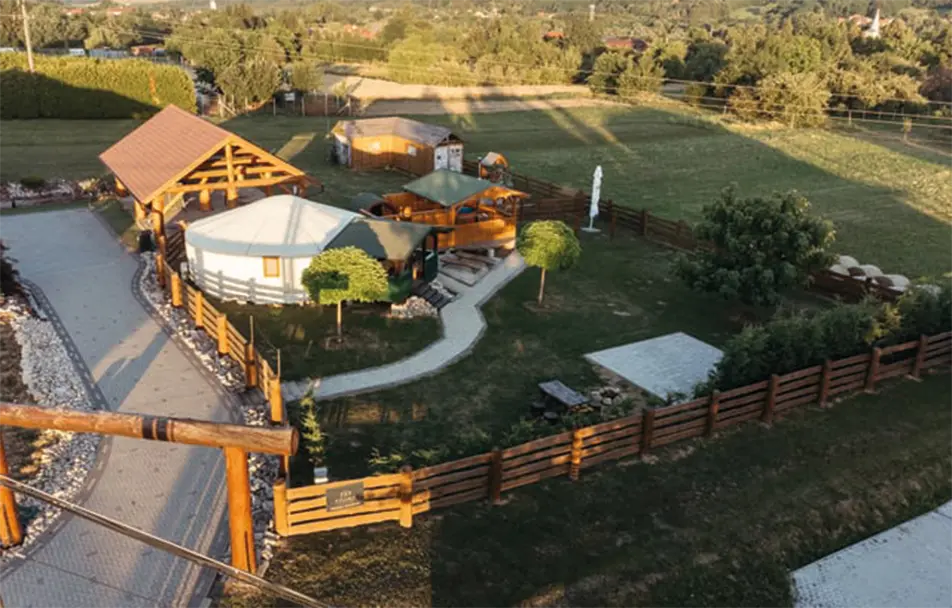 Tőzike Apartman - felülről